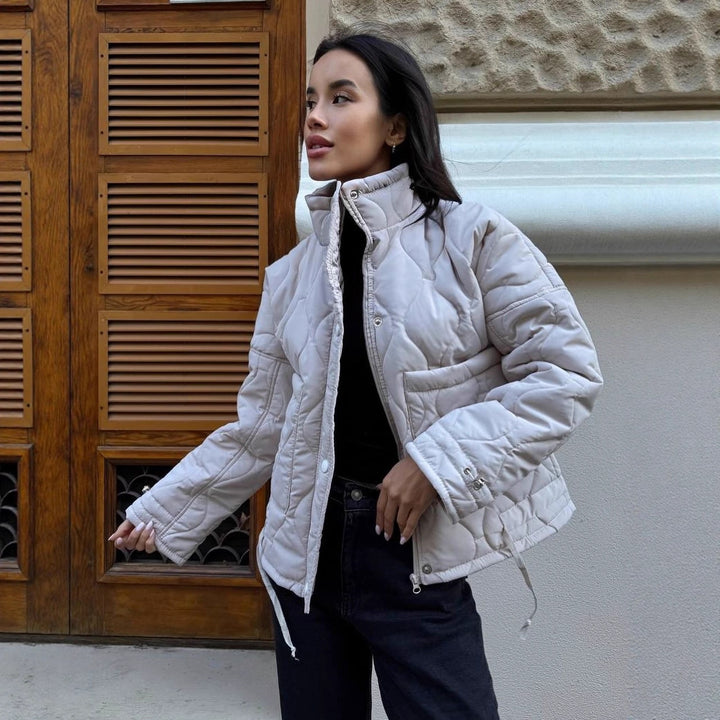 Women Short Cut Quilted Padded Jacket with Stand Collar Mune Fashion
