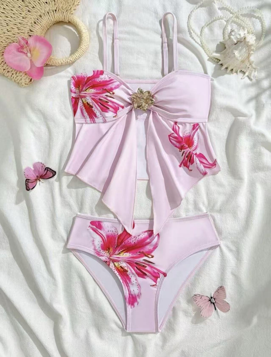 Women's bikini set with floral wrap detail and elegant flower applique Mune Fashion