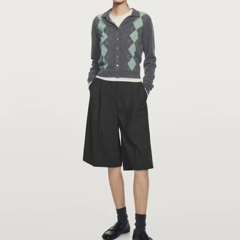 Women's fine knit cardigan with argyle pattern, polo collar, and tailored cropped fit Mune Fashion
