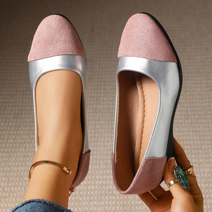 Ladies' comfort ballet flats with a lightweight wedge heel, material mix, and padded insole Mune Fashion