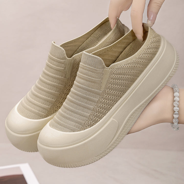 Women’s knitted slip-on platform sneakers with seamless sock upper and robust tread sole Mune Fashion