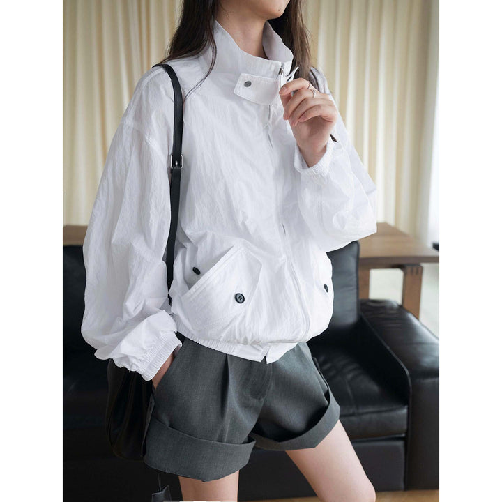 Women Light Oversize Packable Shell Jacket with Stand-Up Collar and Ribbed Cuffs Mune Fashion