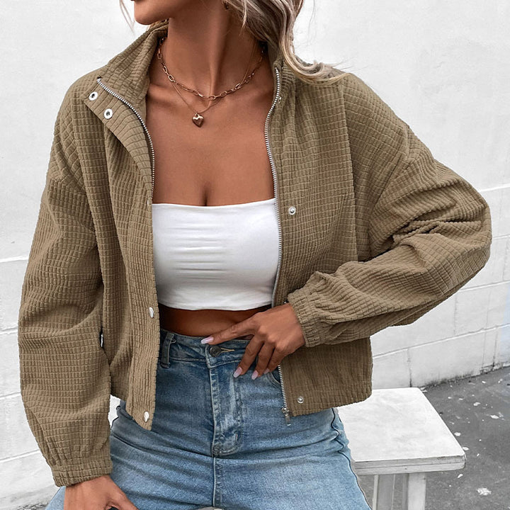 Women's short waffle structure jacket with stand-up collar and zipper Mune Fashion