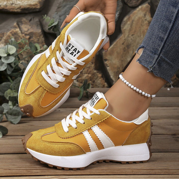 Women's retro runner in vintage style with velour and mesh mix as well as profiled rubber sole Mune Fashion