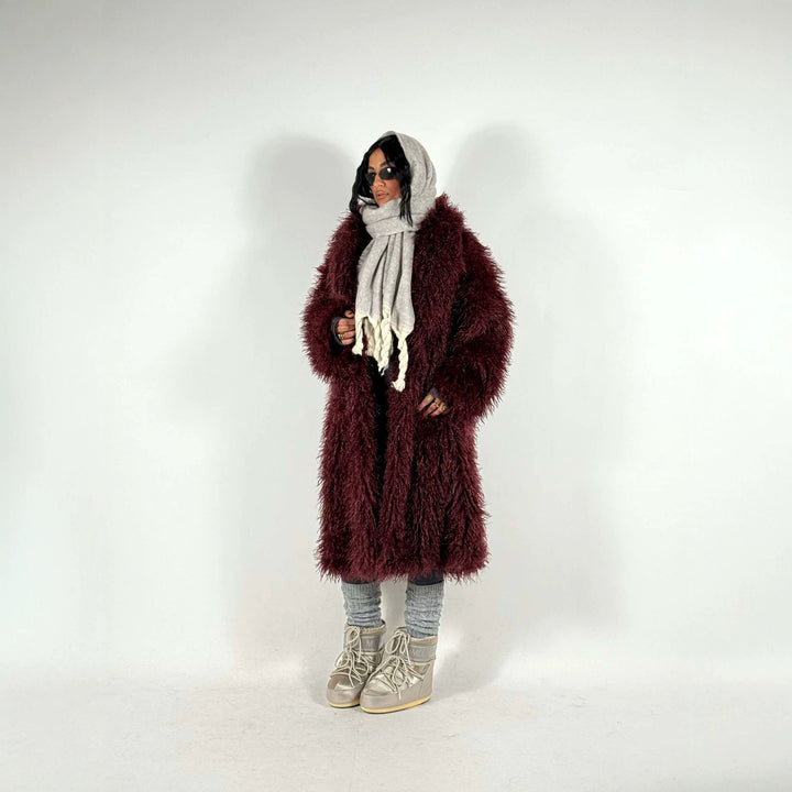 Women's Maxi Long Faux Fur Coat with Long Pile and Oversized Silhouette Mune Fashion