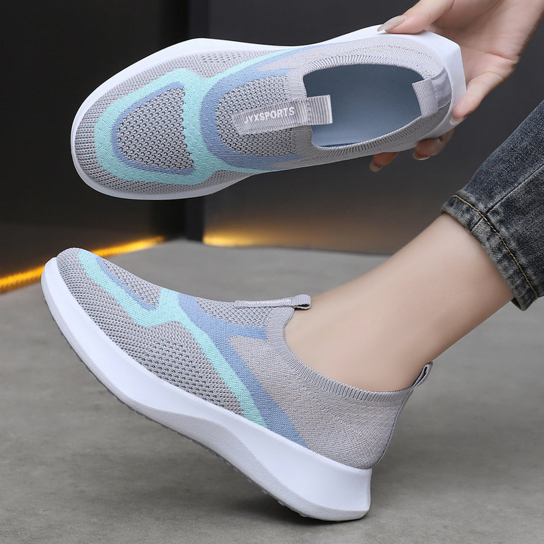 Women's seamless knitted sock sneakers with elastic entry, breathable mesh structure, and lightweight EVA cushioning Mune Fashion