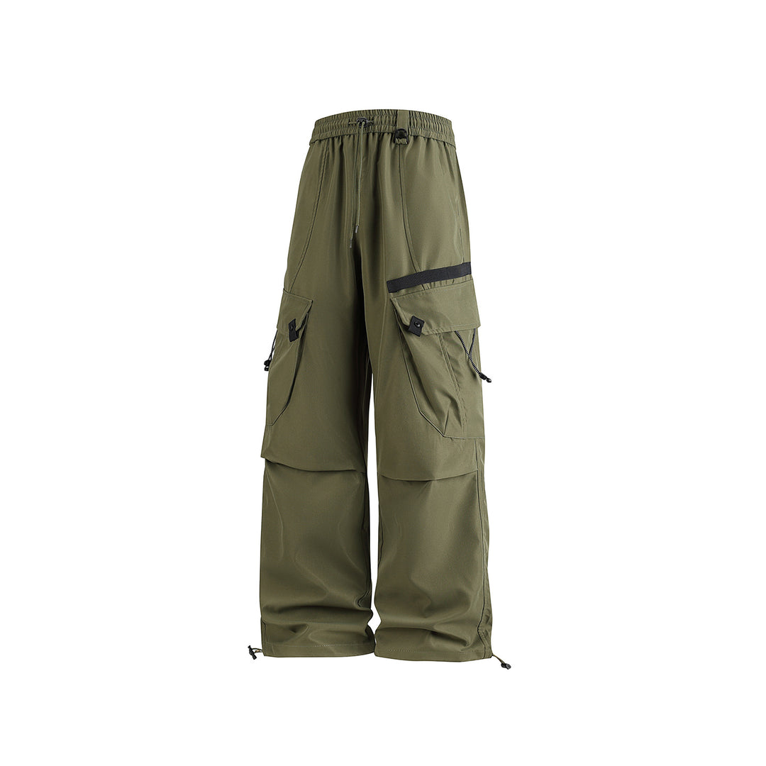 Men's Wide Utility Cargo Pants with Drawstring Waist, Multiple Pockets, and Adjustable Leg Openings Drune