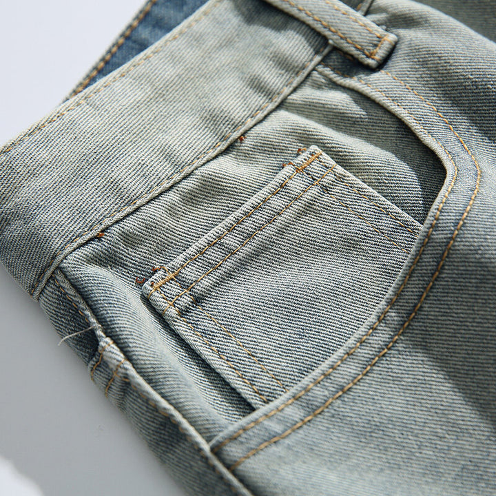 Unisex Relaxed-Fit Vintage-Jeans with high waist and distinctive ripped knee section Mune Fashion
