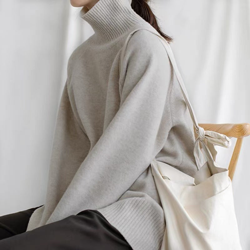 Women's Oversized Turtleneck Sweater with Ribbed Texture Mune