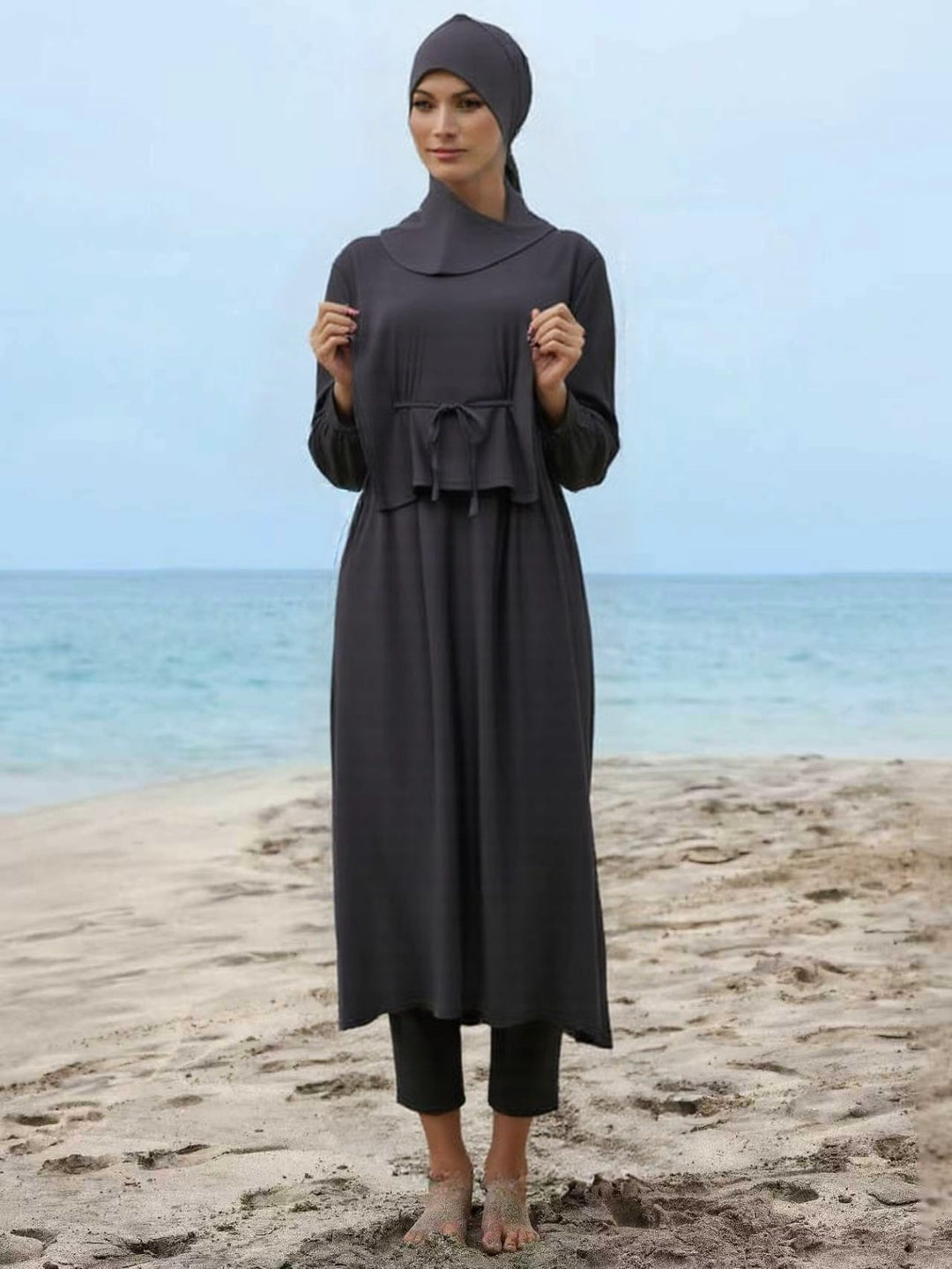 Women's fashionable and elegant beach suit with accompanying headscarf Mune Fashion