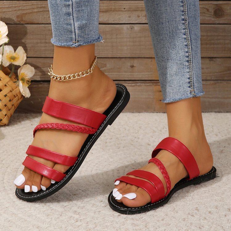 Women's flat multi-strap sandal with braided decorative strap and quilted sole seam Mune Fashion
