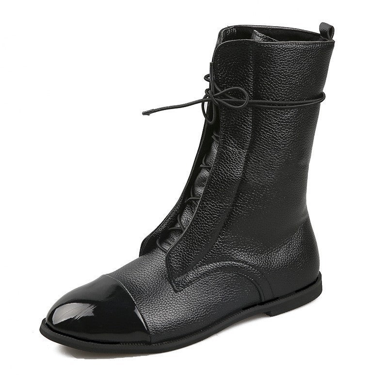 Women’s leather-look lace-up ankle boots with shiny toe cap and low block heel Mune Fashion