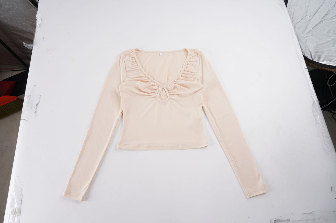 Women's fitted long-sleeve shirt with deep V-neck, gathering, and keyhole cutout Mune Fashion