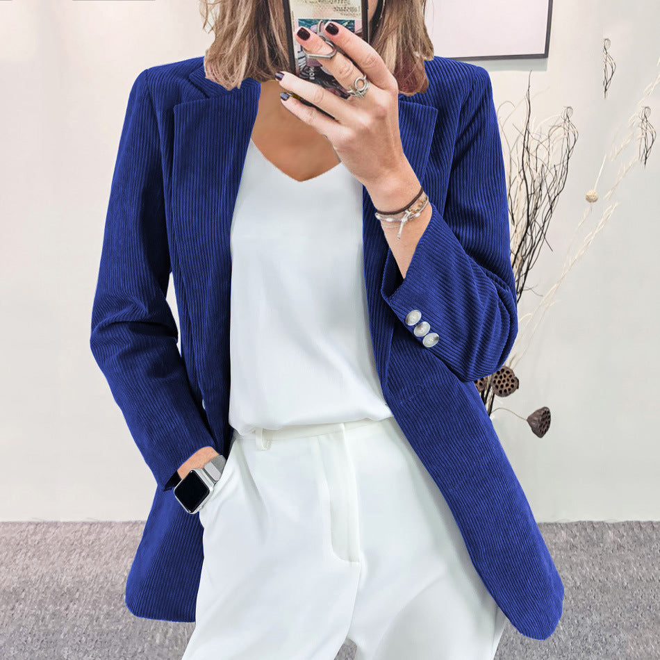 Women's corduroy blazer in oversized cut with lapels and decorative buttons Mune Fashion