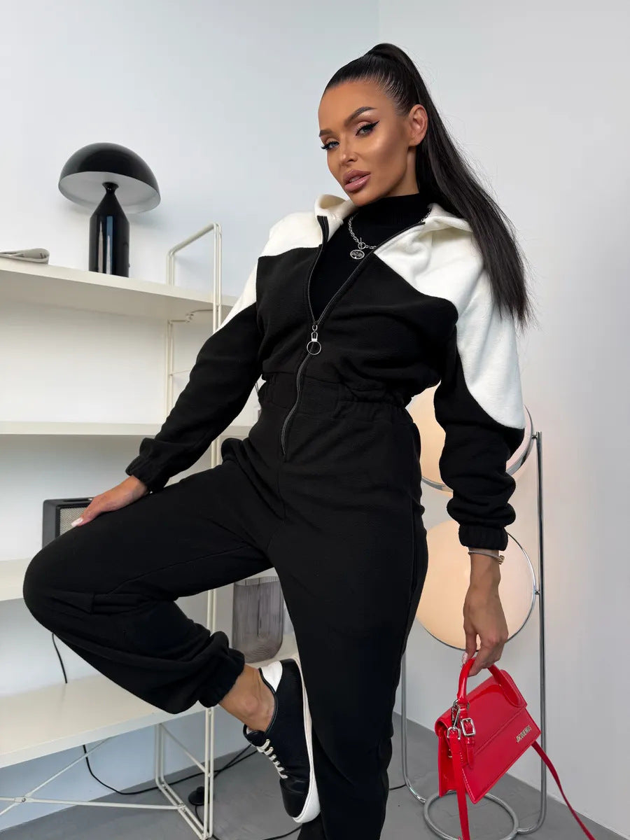 Ladies cozy fleece jumpsuit with hood, full-length zipper and elastic cuffs Mune Fashion