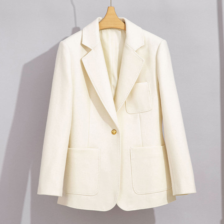 Ladies Elegant Wool Blazer with Patch Pockets Mune Fashion
