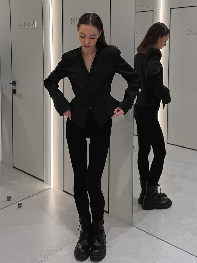 Women's peplum blazer with mandarin-like neckline and decorative knot fastenings Mune Fashion
