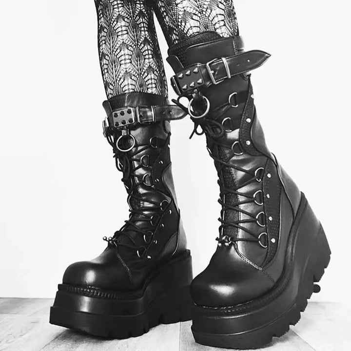 Women’s ankle-high platform biker ankle boots with lacing, decorative ring and double straps Mune Fashion