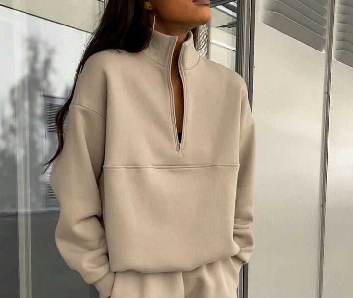 Women's casual stand-up collar half-zip in boxy cut with decorative breast seam Mune Fashion