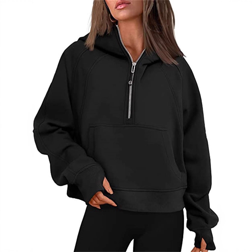Women's short cut hoodie with half zipper and kangaroo pocket Mune Fashion