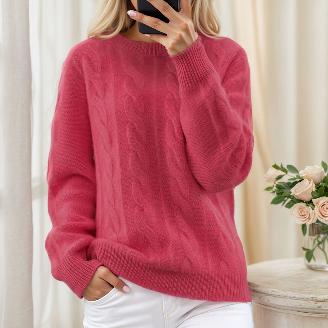 Women's cozy cable knit sweater with round neck Mune Fashion