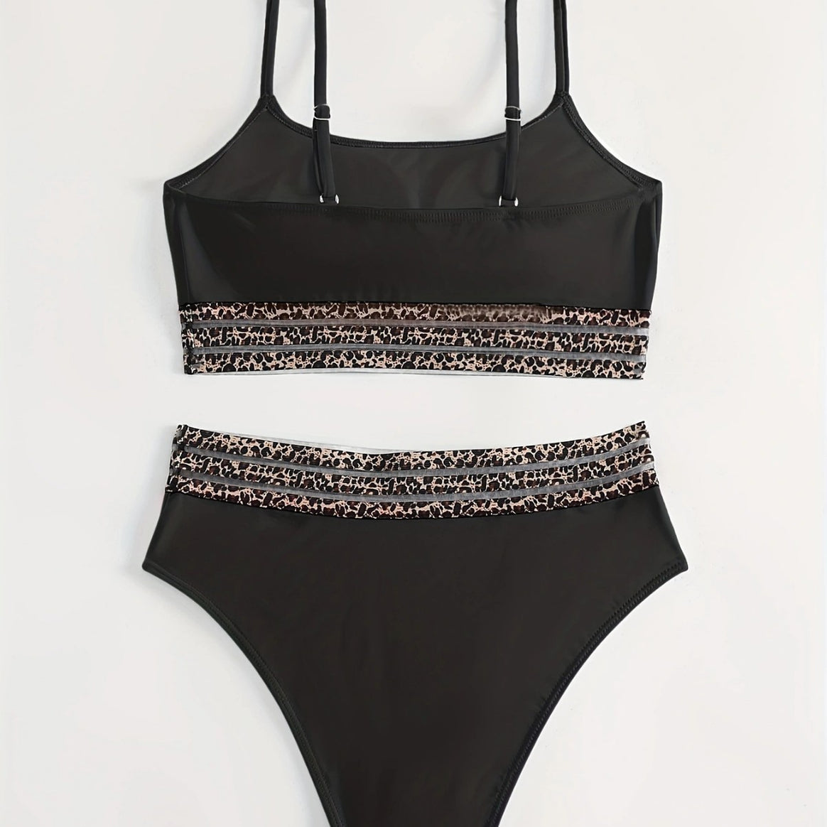 Women's bikini set with stylish crop top and high-waisted shorts Mune Fashion