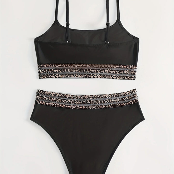 Women's bikini set with stylish crop top and high-waisted shorts Mune Fashion
