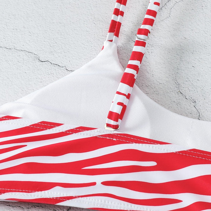 Women's Bikini Set with Playful Skirt Mune Fashion