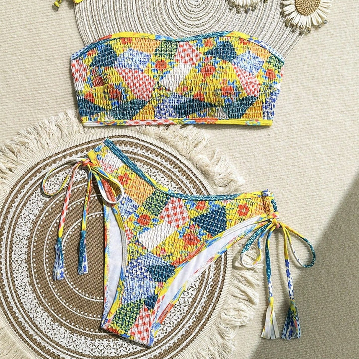 Women's bandeau bikini with playful design and side tying band Mune Fashion