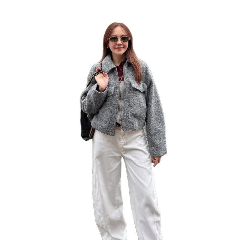 Women's short jacket in boxy cut with zipper, voluminous sleeves and patch chest pockets Mune Fashion