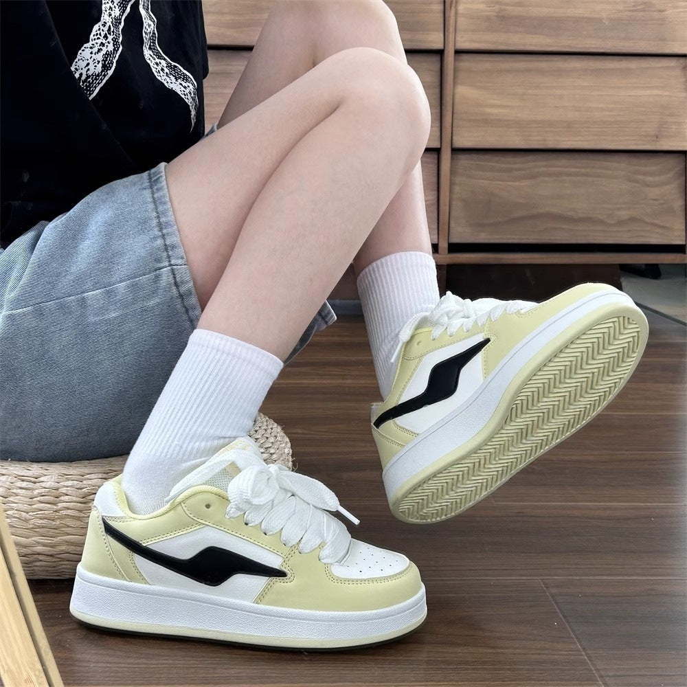 Ladies Comfortable Sneakers with Airy Sole Mune Fashion