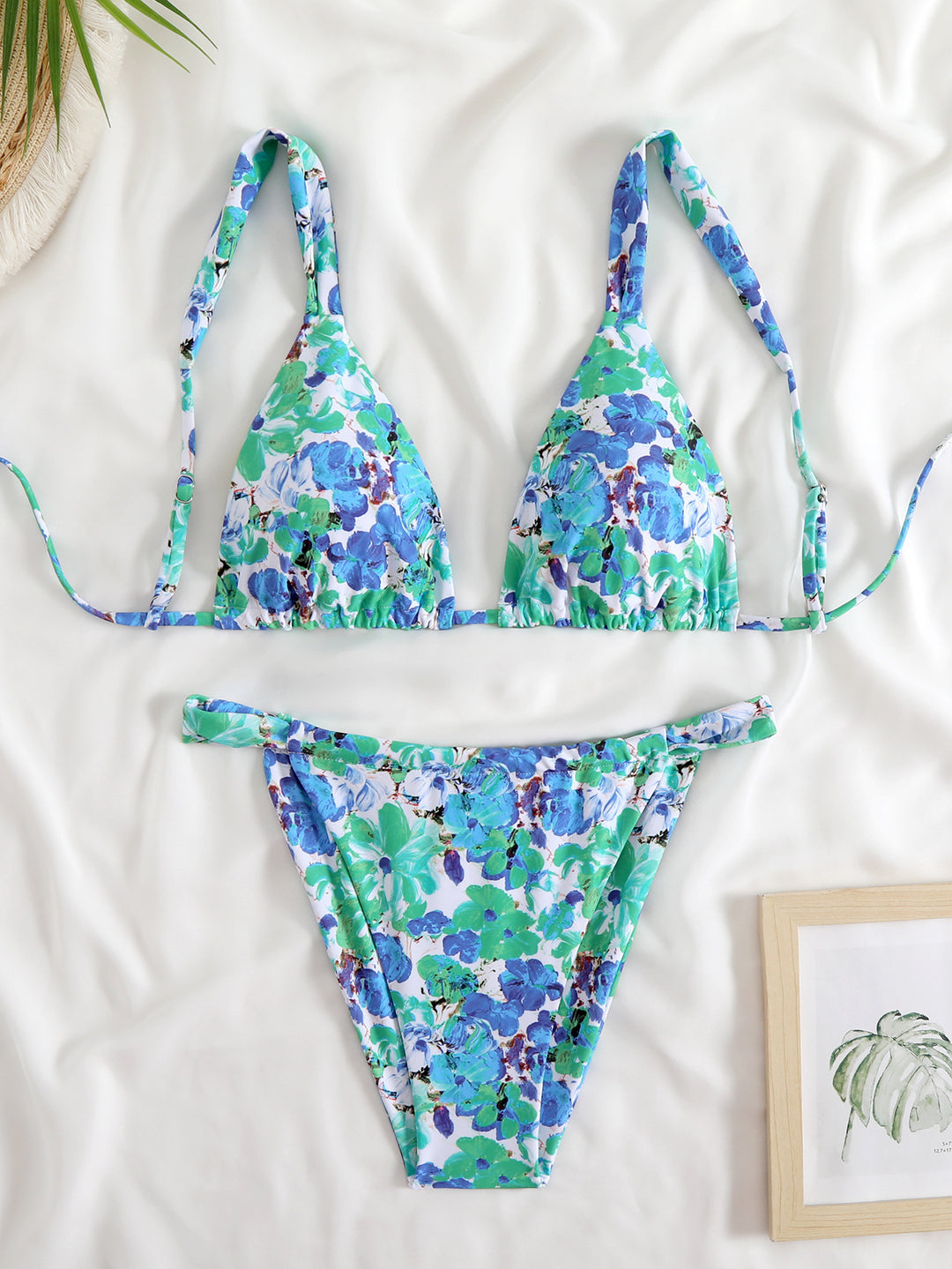 Women's Triangle Bikini Set with Fashionable Animal Print Mune Fashion