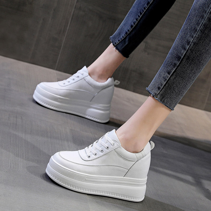 Women's Platform Sneakers with Fashionable and Comfortable Structure Mune Fashion