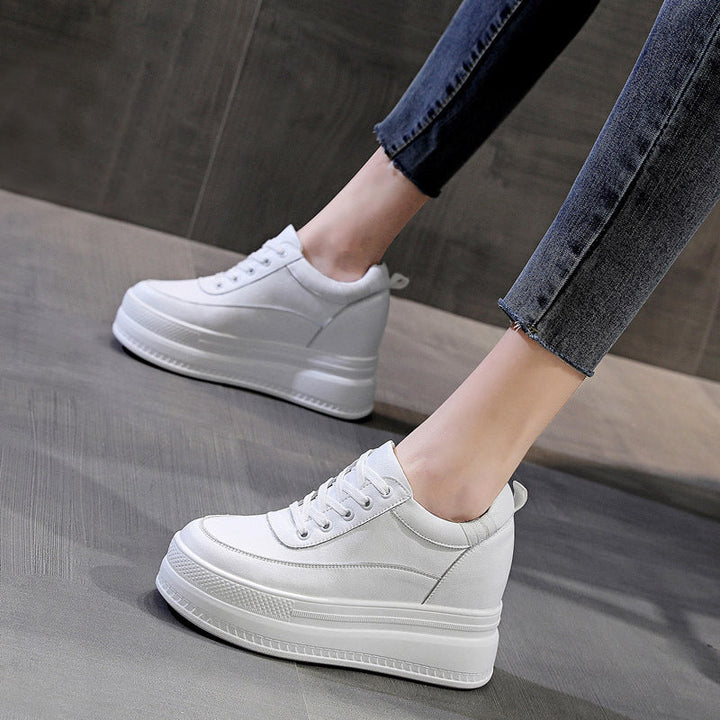 Women's Platform Sneakers with Fashionable and Comfortable Structure Mune Fashion