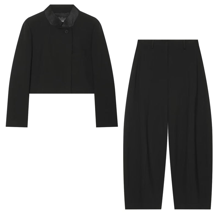 Women's cropped blazer jacket in boxy cut with short stand-up collar Drune