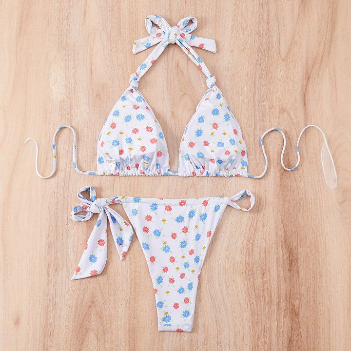 Women's floral patterned triangle bikini with playful tie Mune Fashion
