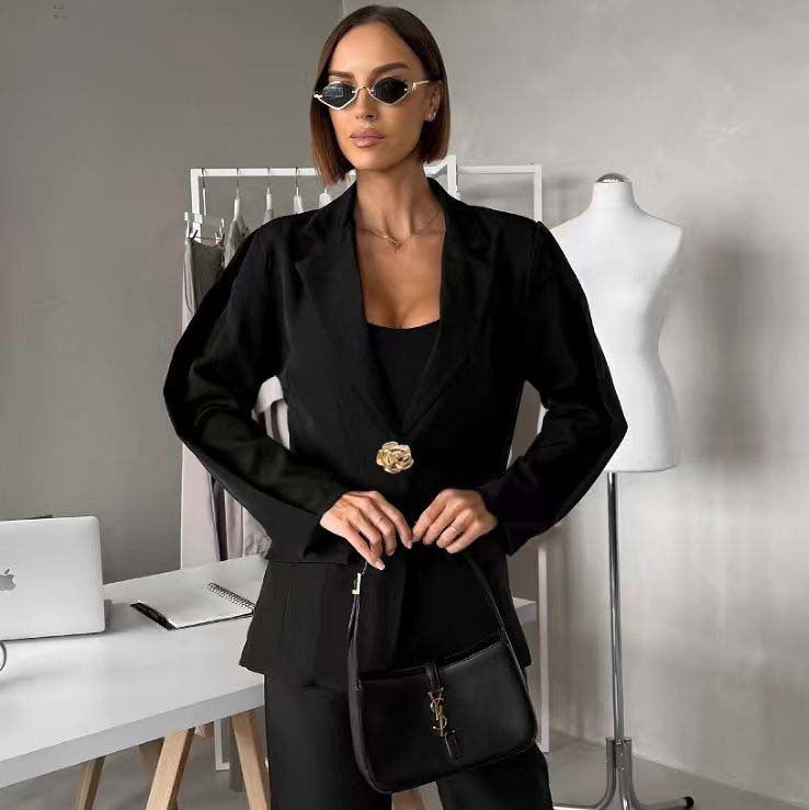 Women's Tailored One-Button Blazer with Floral Decorative Closure and Flap Pockets Mune Fashion