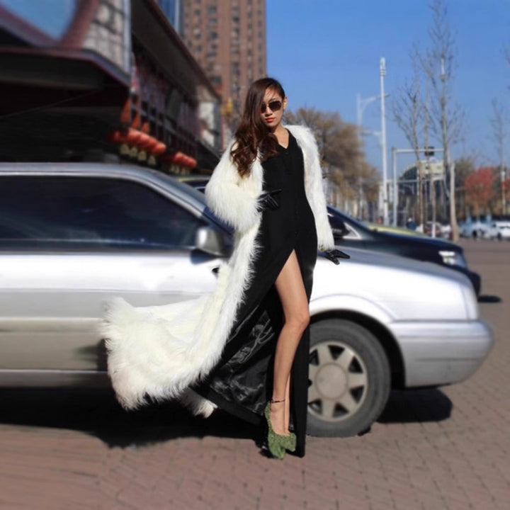 Women's extravagant floor-length high-pile faux fur coat with train and open cut Mune Fashion