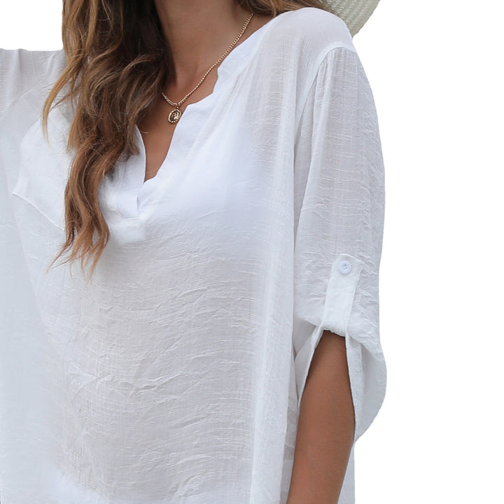 Women's casual beach dress with open V-neck Mune Fashion