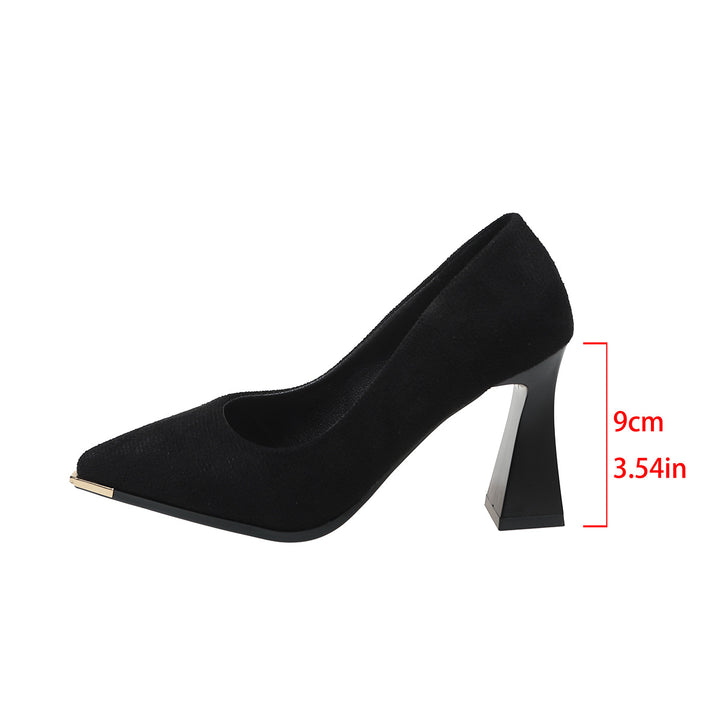 Women Elegant pointy-toed pumps with sculptural block heel and gold toe cap Mune Fashion