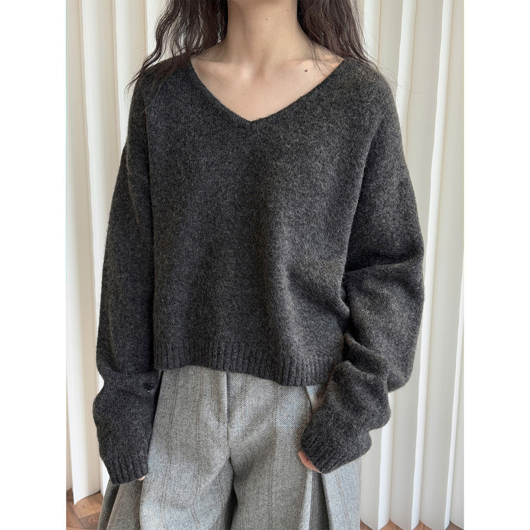 Women Soft V-Neck Fine Knit Sweater with Relaxed Fit Mune Fashion