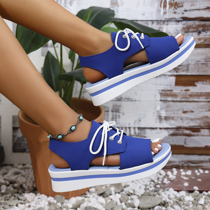 Women's sporty sneaker sandals with open toe area and fashionable upper material Mune Fashion