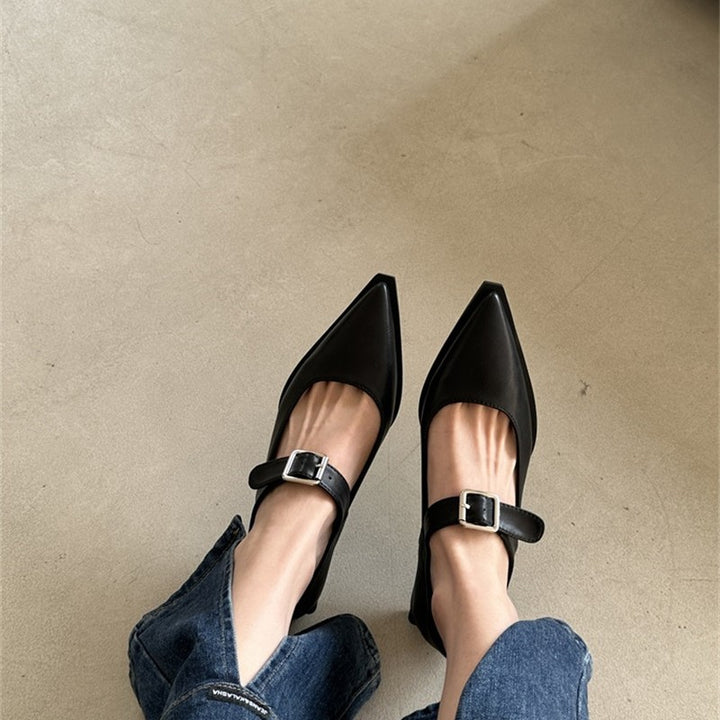 Women's pointed-toe strappy pumps with adjustable buckle strap and low block heel Mune Fashion