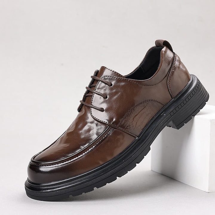 Men's Elegant Patent Derby with Robust Plateau Rubber Sole and Padded Comfort Shaft Mune Fashion