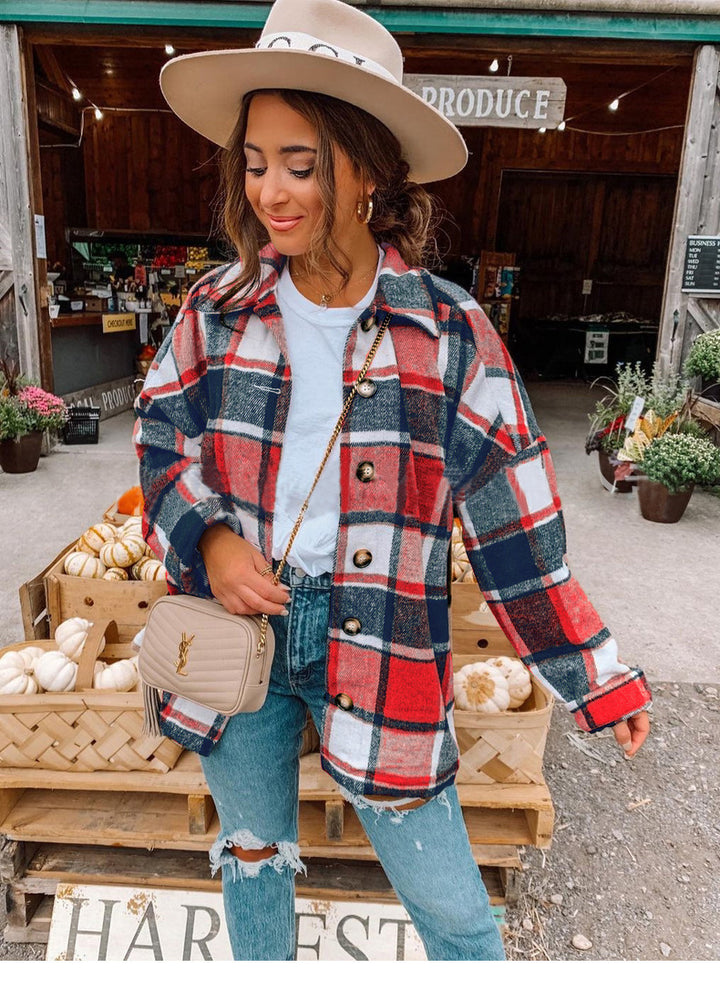 Women's Oversized Checked Flannel Shacket with Chest Pockets and Wooden Buttons Mune Fashion