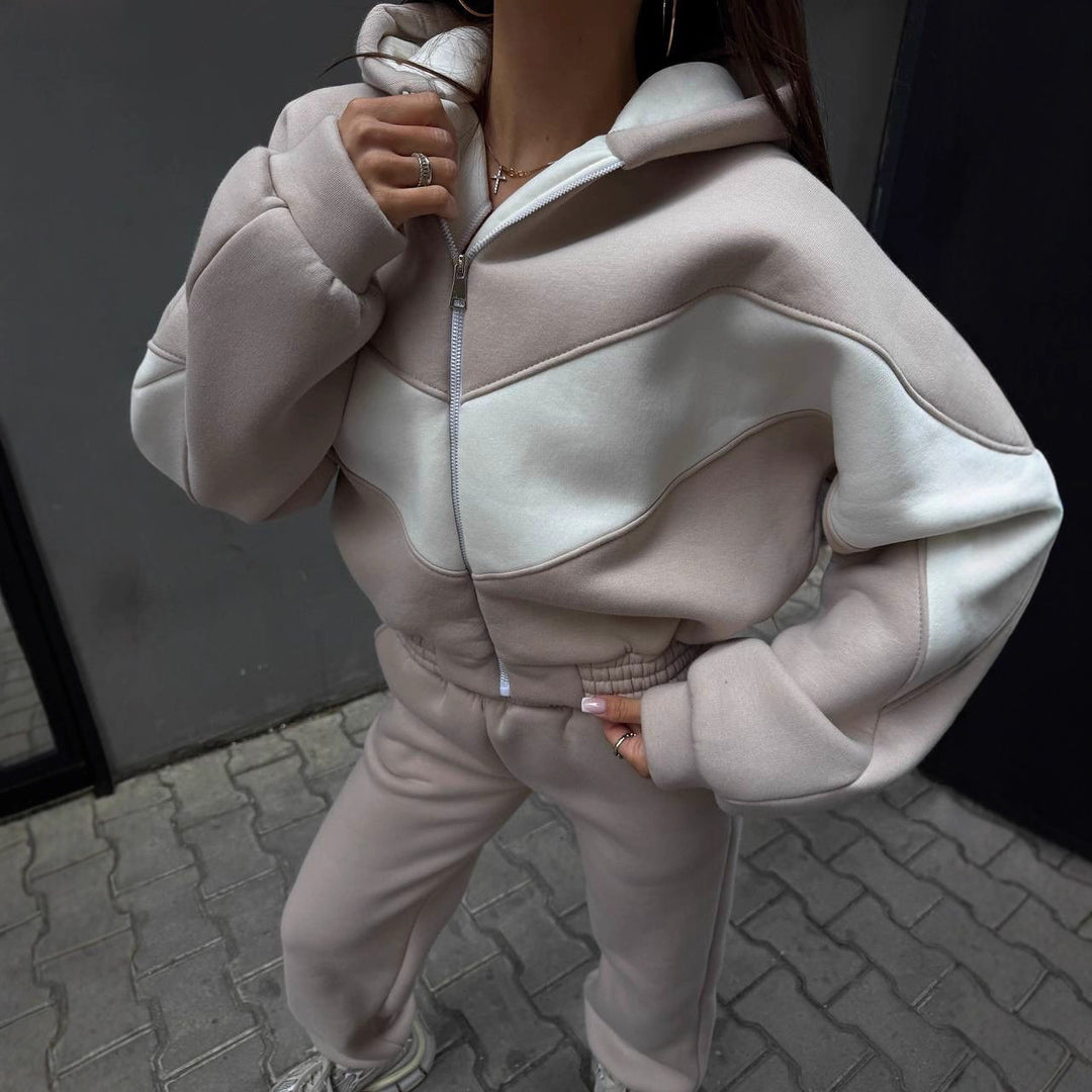 Women's athleisure two-piece made of heavy neoprene fleece with geometric dividing seams and high waist Mune Fashion