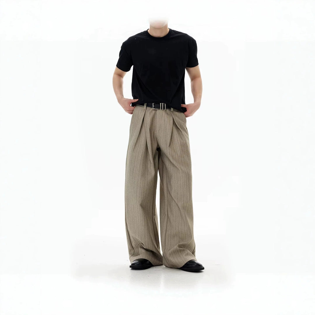 Women's Elegant and Wide High-Waisted Trousers with Pleats