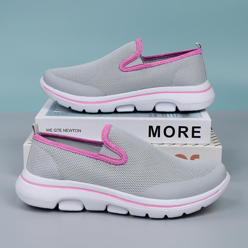 Ladies nan ergonomic Flex-Travel slipper with ventilated mesh and removable comfort sole Mune Fashion