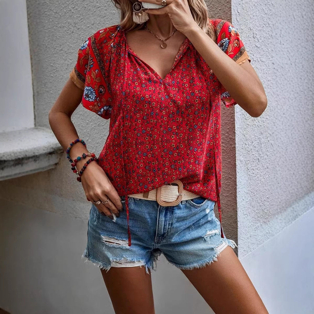 Women's Lightweight Blouse Shirt with V-Neck, Short Kimono Sleeves and Floral Allover Pattern Mune Fashion