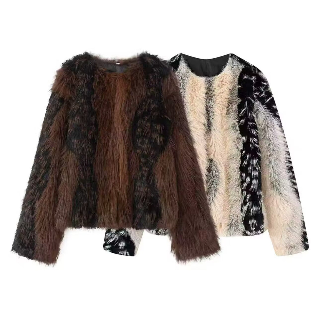 Women's Short Cut Faux Fur Jacket with Striped Fur Texture Mune Fashion
